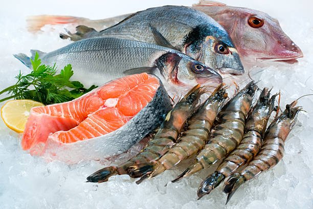 What Are the Differences Between Farmed and Wild-Caught Seafood?